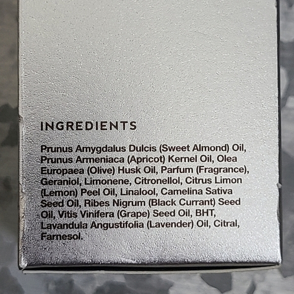 ⭐️40% Off⭐️ EH Emma Hardie Brilliance Facial Oil - Picture 10 of 12